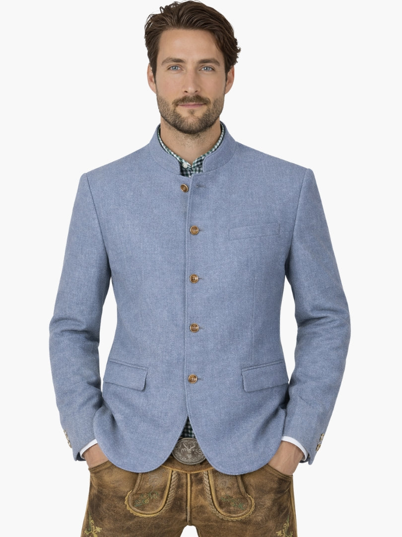 Men’s light blue Bavarian Trachten jacket with stand collar and wooden buttons, styled with lederhosen for Oktoberfest outfit.