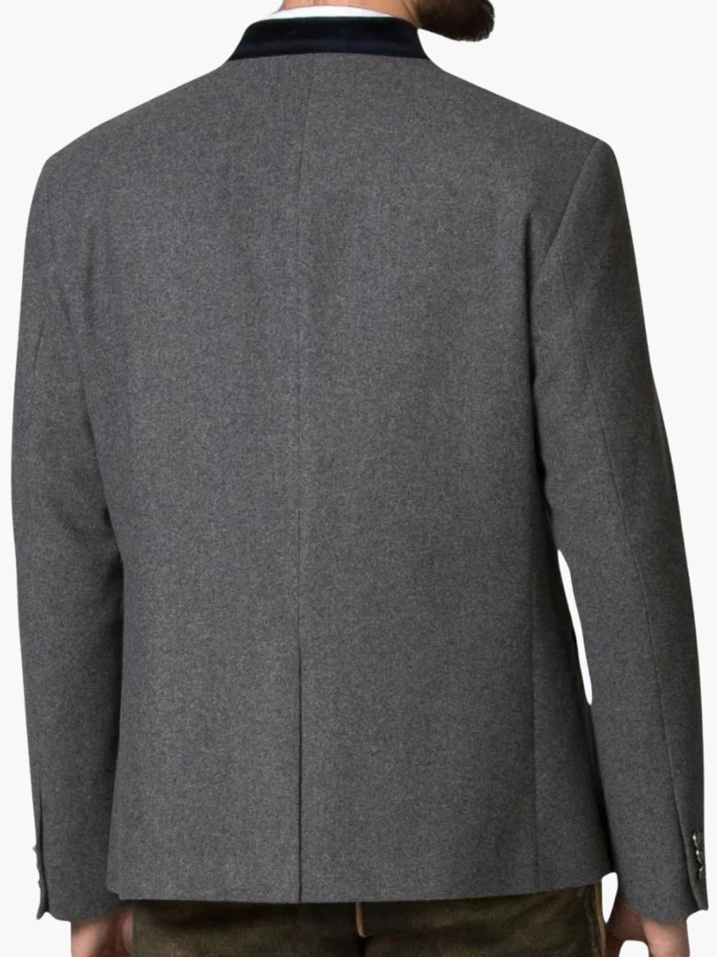 Back view of men’s grey Trachten jacket with clean tailoring, structured fit, and traditional Bavarian design.